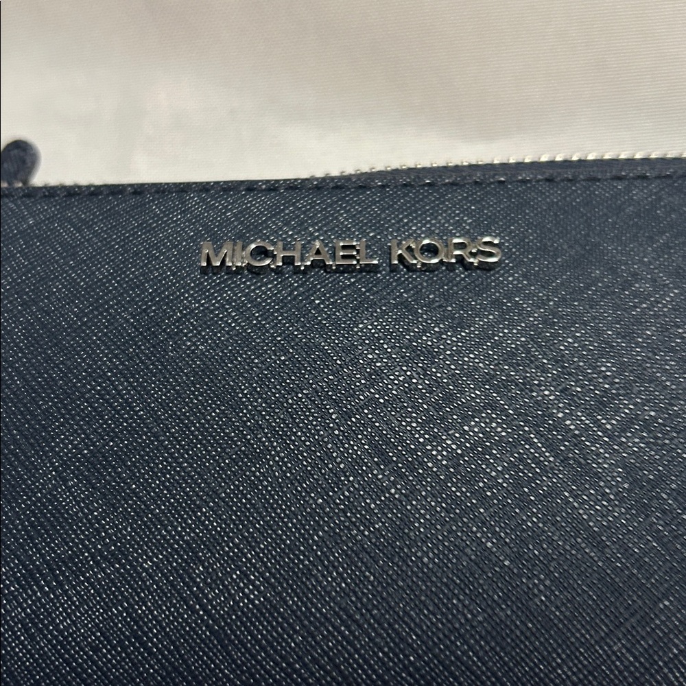 Michael Kors NAVY Women's Wallet - Picture 5 of 14